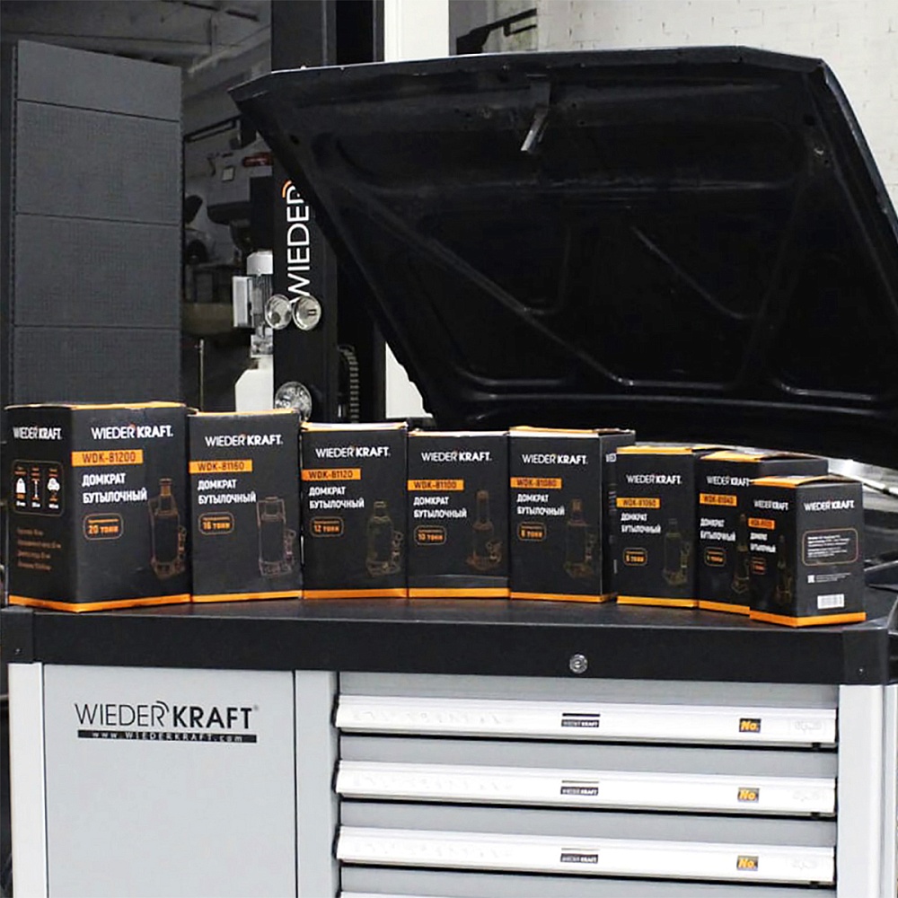 Домкрат бутылочный WDK-81160